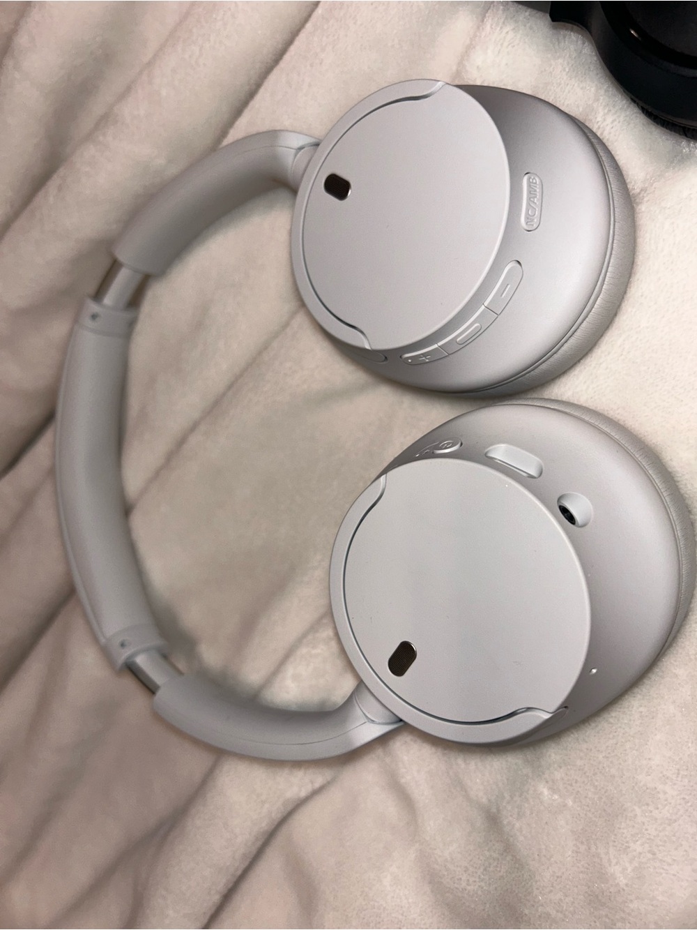 Sony Over-Ear Headphones in white/black